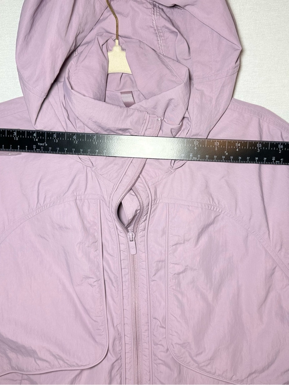 lululemon athletica Lavender Hooded Windbreaker Jacket - Picture 6 of 9